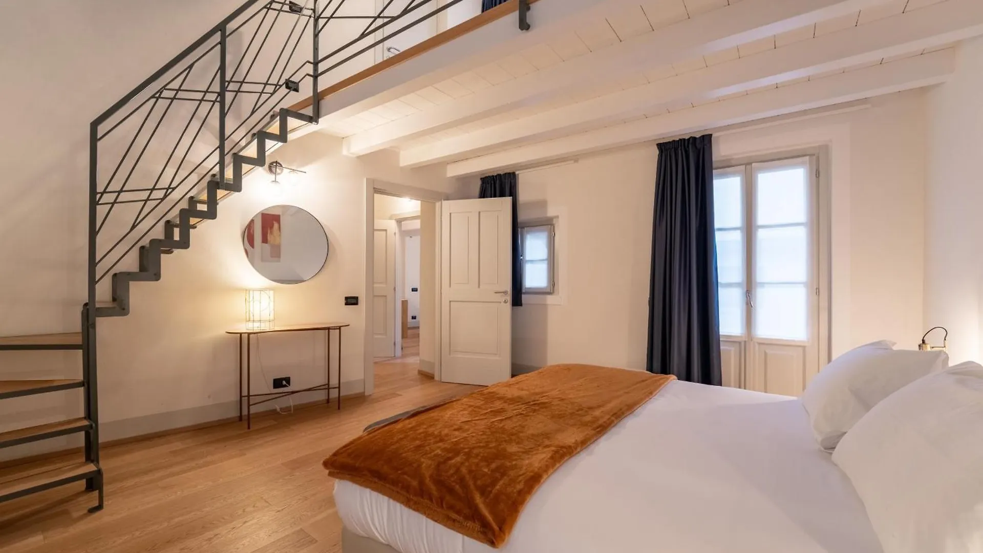 Apartament Palazzo Odescalchi By Wonderful Italy Como