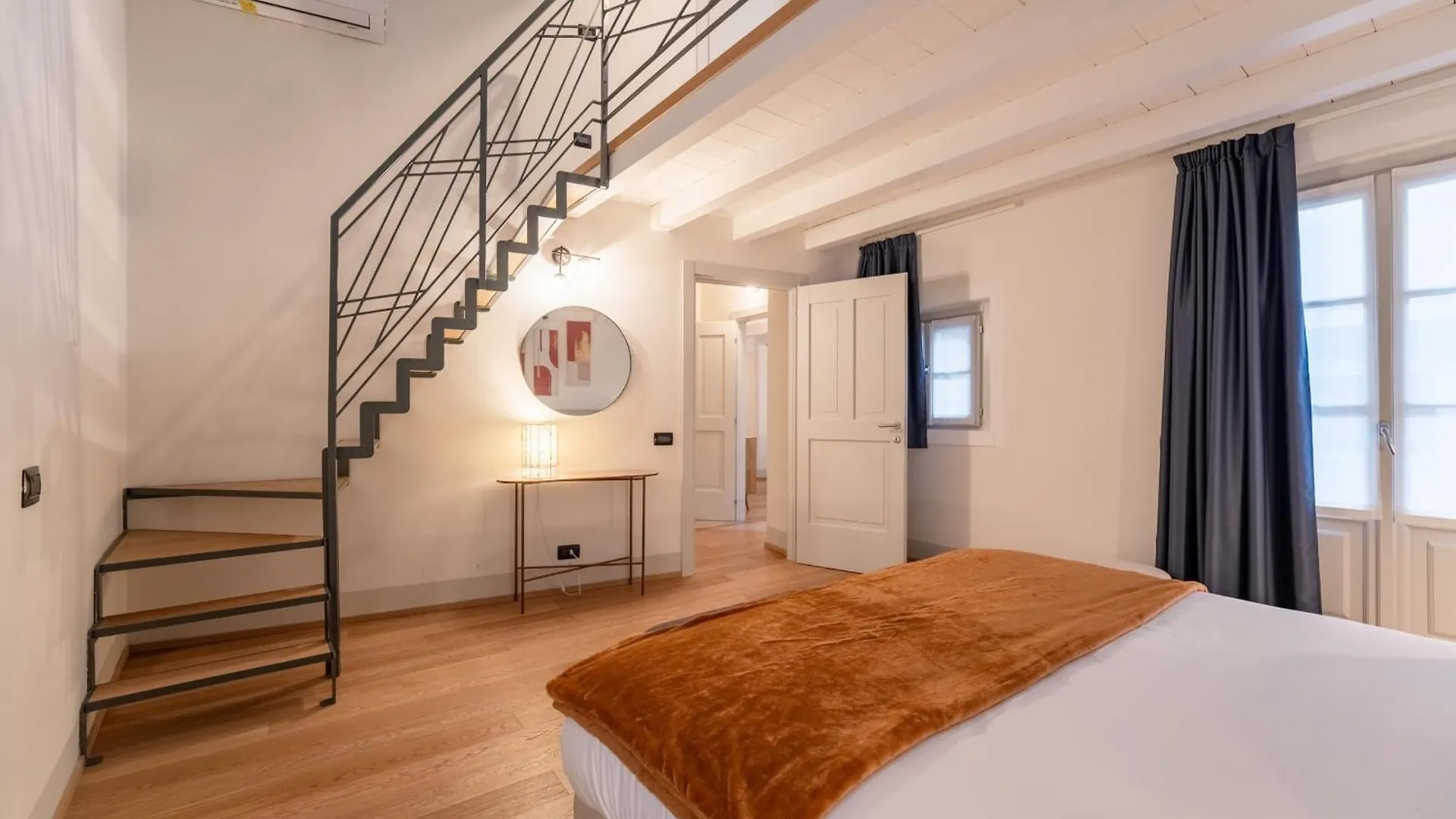 Apartament Palazzo Odescalchi By Wonderful Italy Como