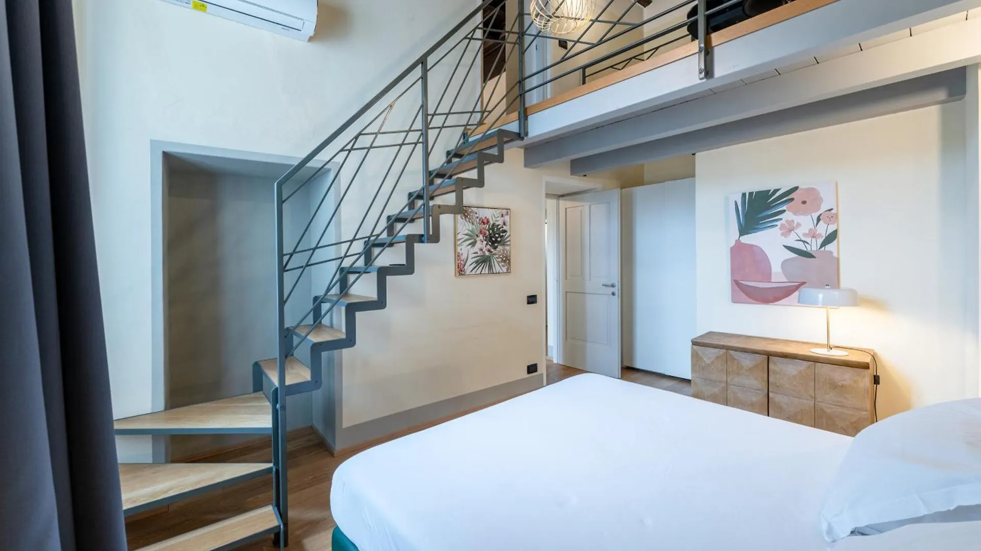 Apartament Palazzo Odescalchi By Wonderful Italy Como